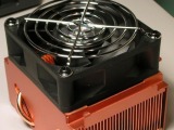 CoolerMaster IHC-L71 се оказа недостатъчен за охлаждането на процесора...