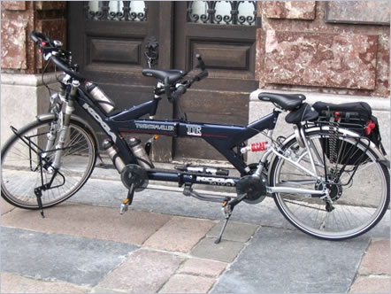 Удобно колело-тандем за двама (снимка: Росен Райков)