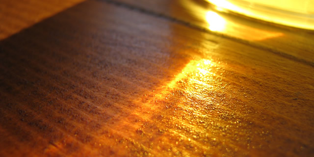beer, wood, sunrays