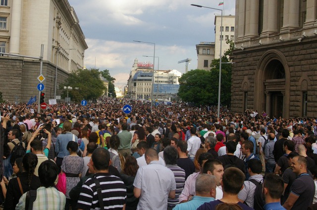 #ДАНСwithme мирен протест в София