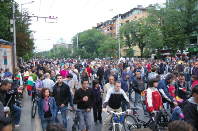 #ДАНСwithme мирен протест в София