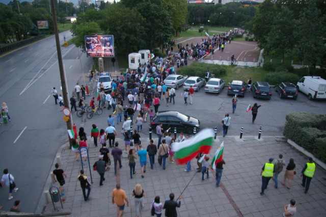 #ДАНСwithme мирен протест в София