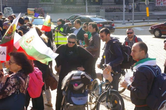 #ДАНСwithme мирен протест в София