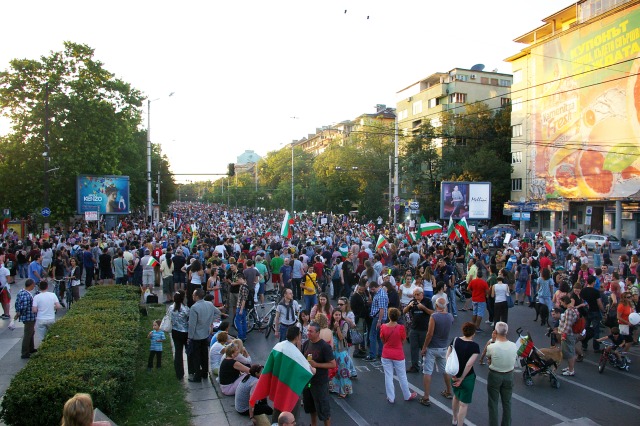 #ДАНСwithme мирен протест в София